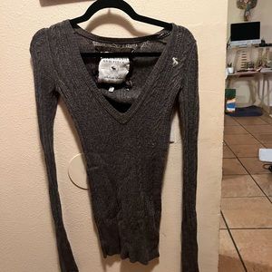 Vintage Abercrombie and Fitch Sweater Y2K V Neck Regular Size small